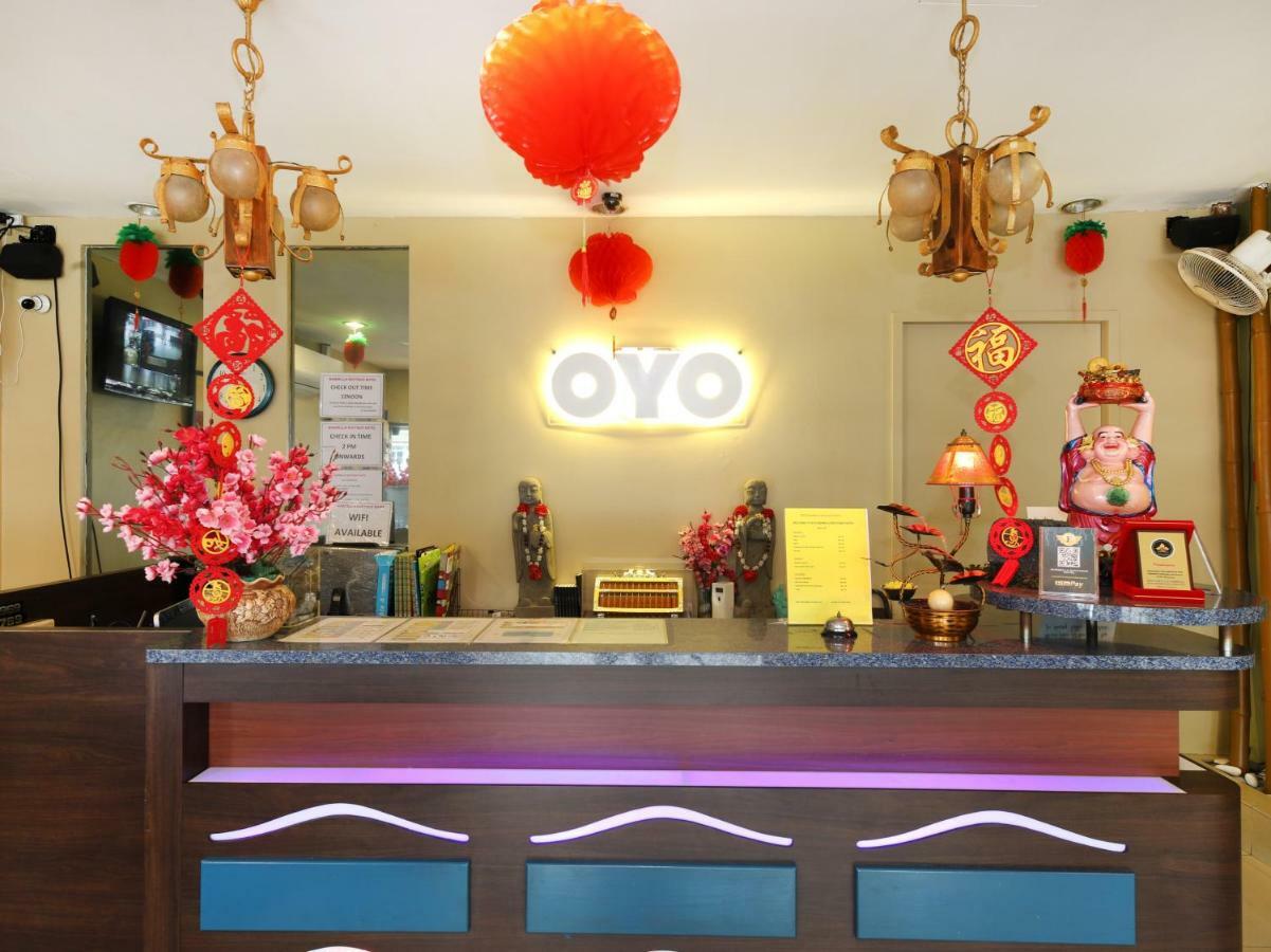 Oyo 434 Marbella Hotel Джохор Бахру Екстериор снимка