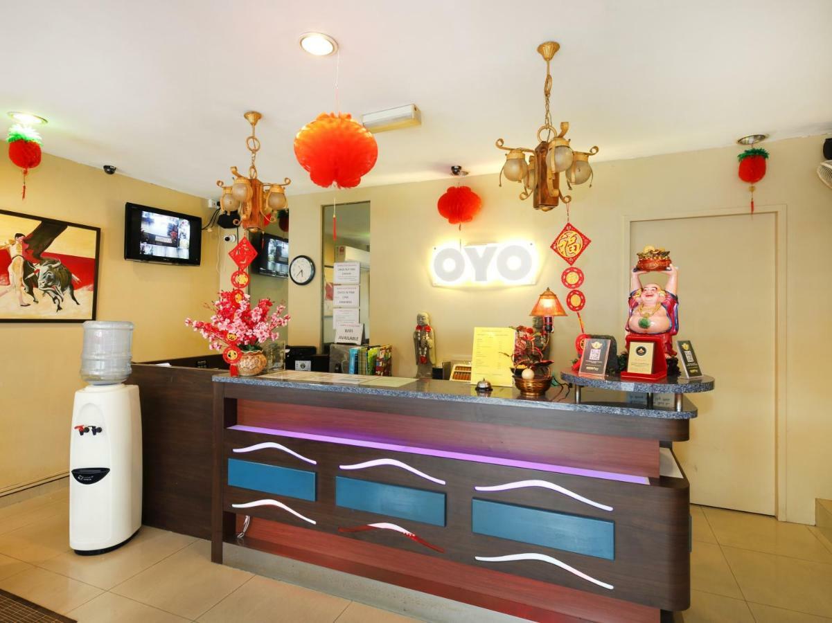 Oyo 434 Marbella Hotel Джохор Бахру Екстериор снимка