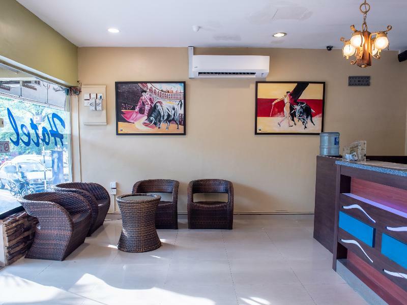 Oyo 434 Marbella Hotel Джохор Бахру Екстериор снимка