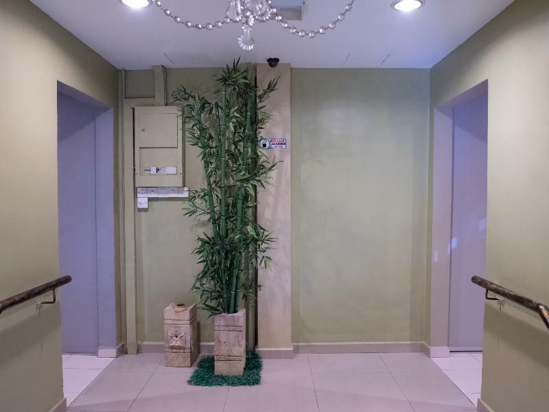 Oyo 434 Marbella Hotel Джохор Бахру Екстериор снимка